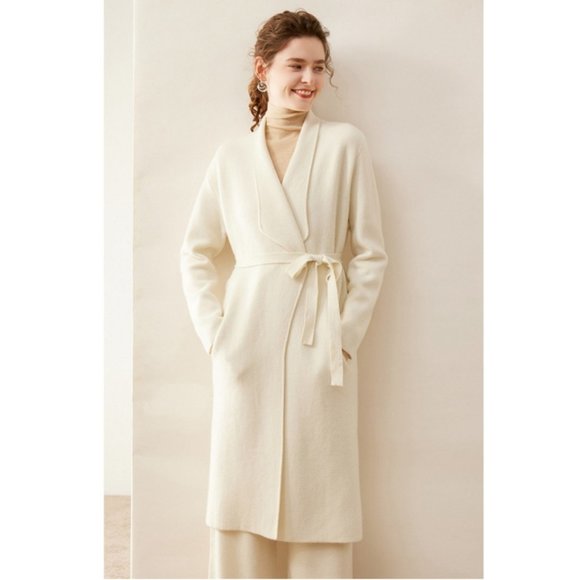 Light Luxury - Women's Long Cashmere Knitted Cardigan - Picture 6 of 14